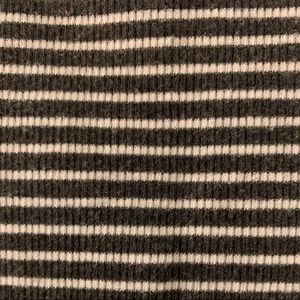 Hollister stripped off the shoulder top